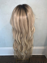 Load image into Gallery viewer, Lace Front/Full Lace Wig 1
